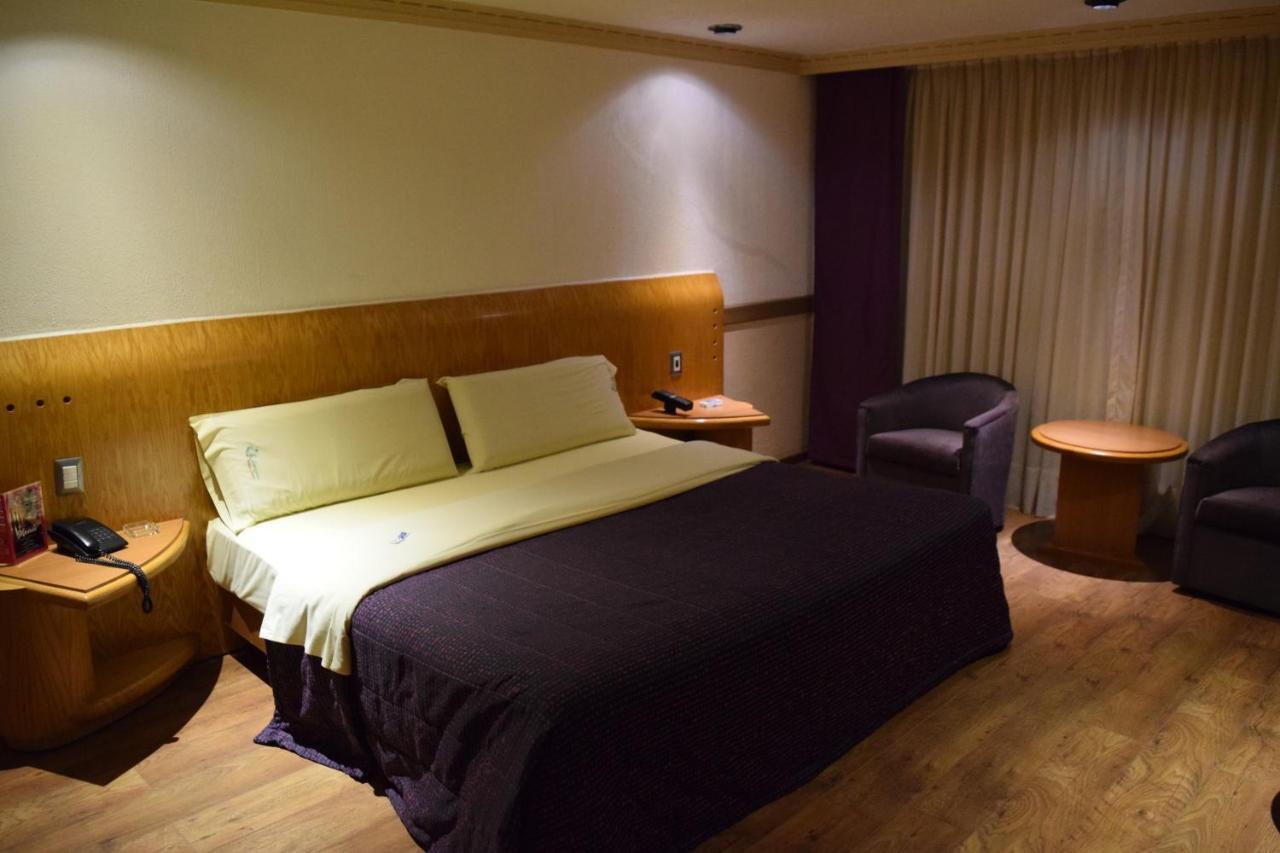 Hotel & Suites La Marquesa Toluca Ngoại thất bức ảnh